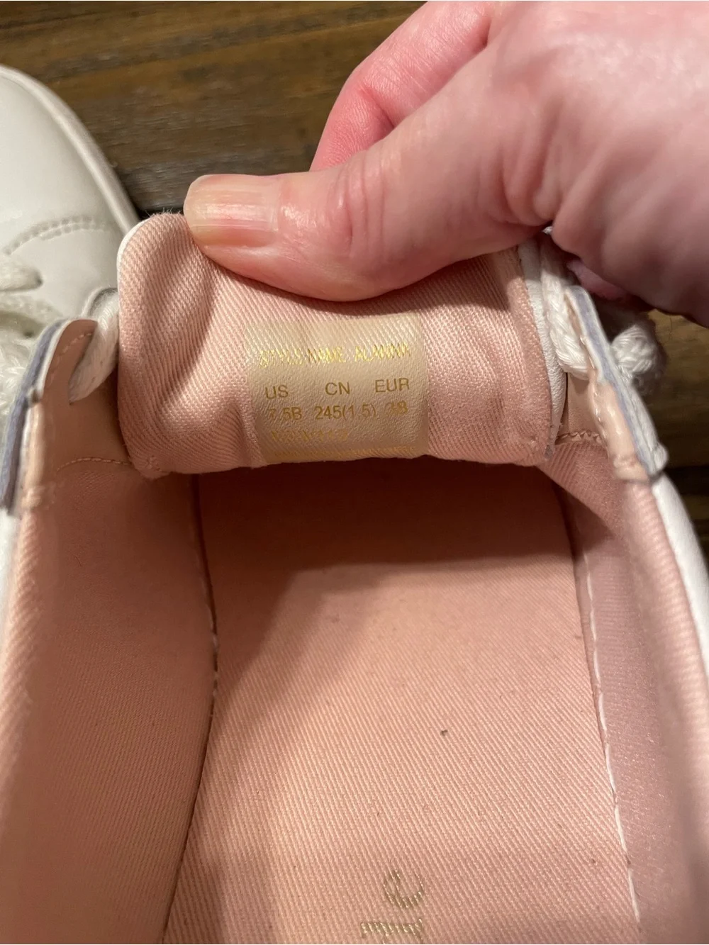 Kate Spade Alanna White Leather Lace Up Sneakers Black Heel Women’s 7.5B EUC